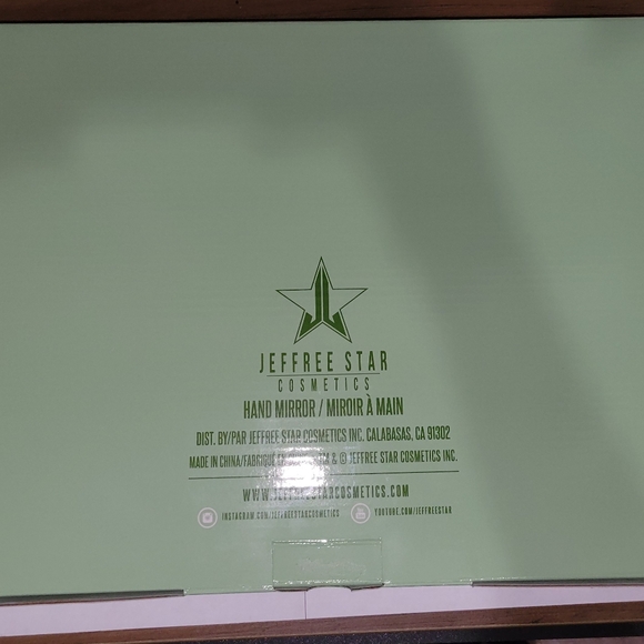 NEW Rare JEFFREE STAR Cosmetics Green - Picture 2 of 6